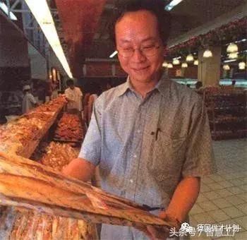 被关押了近10年的他出狱了！