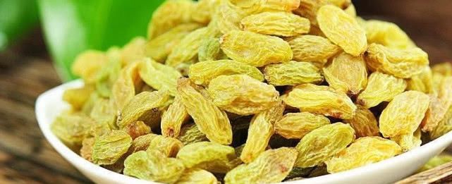 葡萄干泡水喝,可以补血,排毒养颜,还对眼睛好,但两类人要慎吃 明升88娱乐