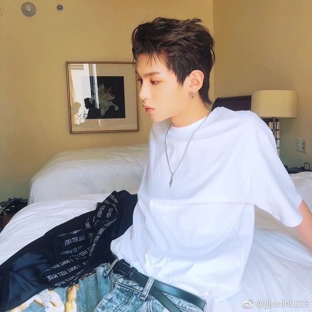 农农第一次拥有自己的舞台,台风超好,希望可以