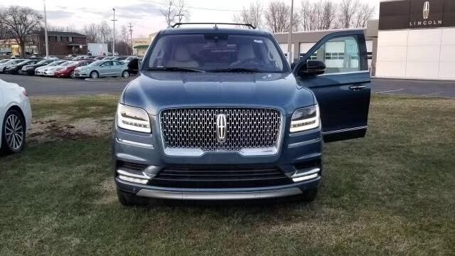 18款林肯领航员不光是一款越野车，也是迄今最大的全尺寸SUV之一