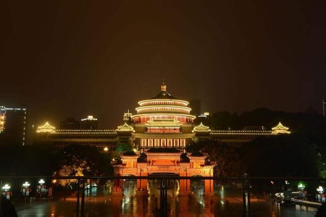 重庆网红拍照餐厅,这家火锅店美得不可方物