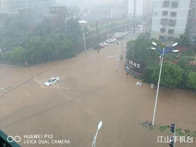 强对流天气突袭江山造成内涝