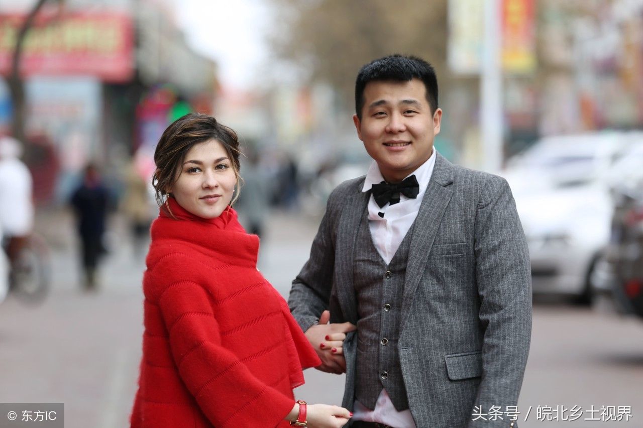 中国小伙娶洋媳妇，女孩美丽贤惠不图钱，跨国爱情幸福甜蜜