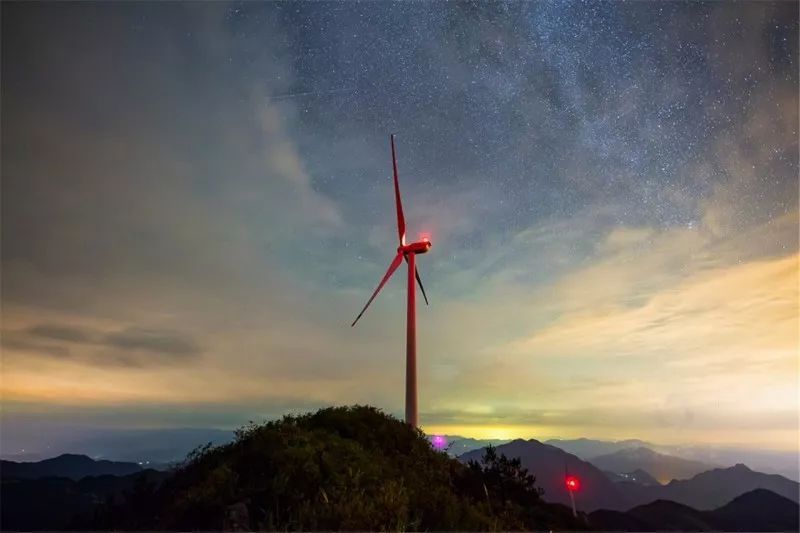 云和谁这么牛 追星都追上浙江卫视啦