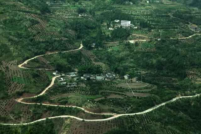 绵延大巴山，悠悠我情怀