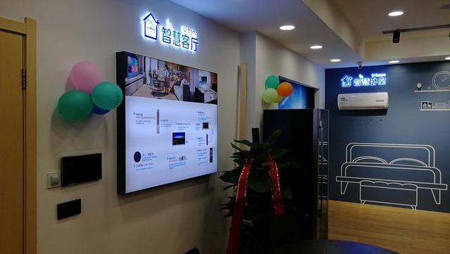 明星大厨何亮助阵海尔家电节带你领略大厨与足