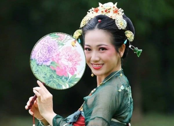 出生在这几月的女人是富贵好命,必定财权兼得,看看有你吗? 出生在这几月的女人是富贵好命,必定财权兼得,看看有你吗?