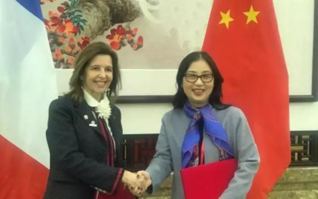 美国禁售华为?继阻扰手机后,美国再一次对华为