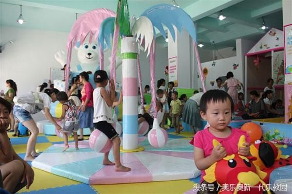 100平的淘气堡一年的利润有多少?会亏吗?