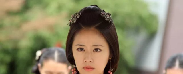 她本是卑微的奴隶,被皇帝看中宠冠六宫,成为传奇女子 盈丰平台棋牌游戏