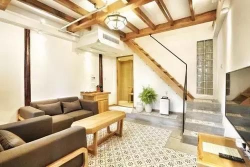 旧时禅房,如今小筑,出门十步便是西湖