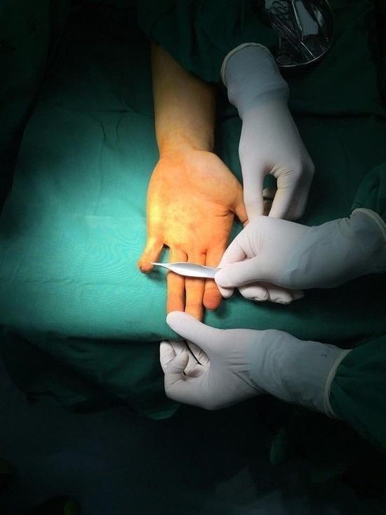 孙悦状态低迷的原因找到了 3块游离骨让他背负