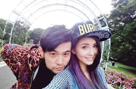 周杰伦作茧自缚,嗓音退化被称结巴!