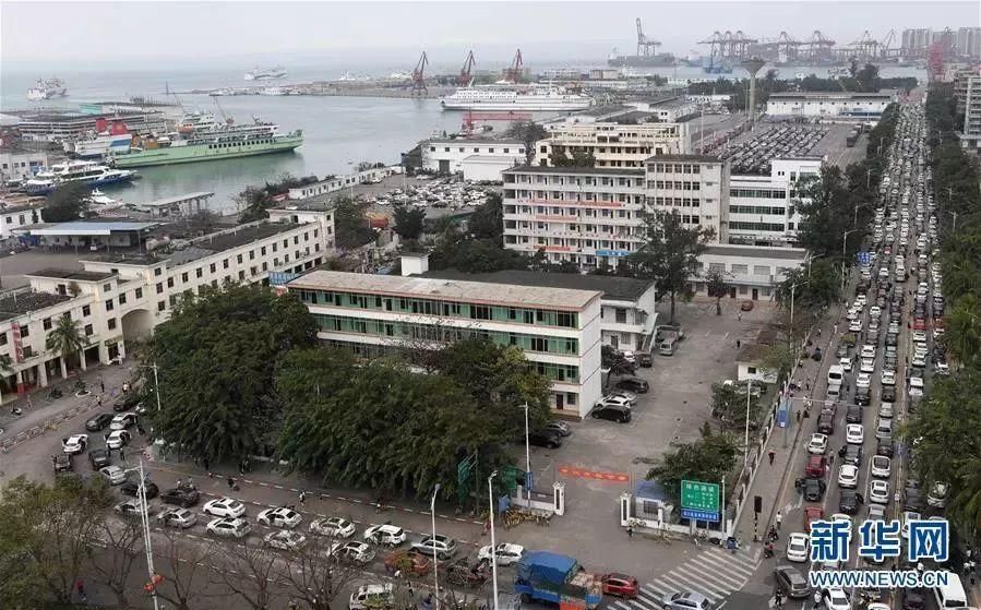 海口飞深圳机票今日破万元，上万辆车滞留!珠海澳门更可怕