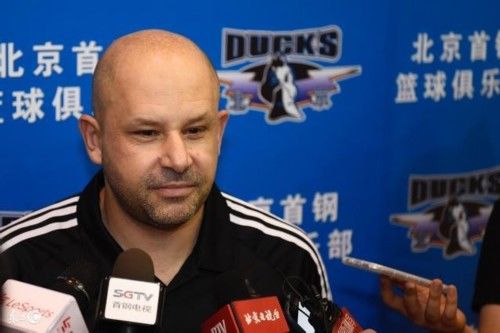 北京首钢连遭伤病噩运只因运气不好 新主帅雅