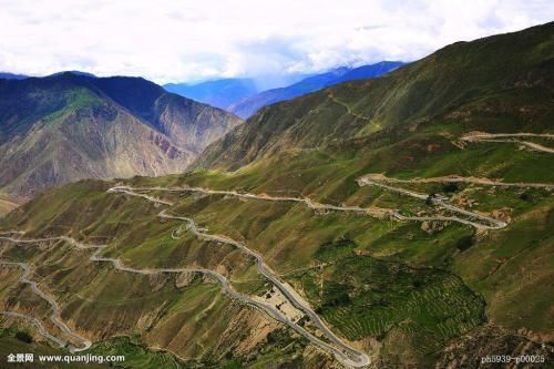 世界最险公路！中国的天路，连通高原孤岛 网友：基建狂魔厉害了