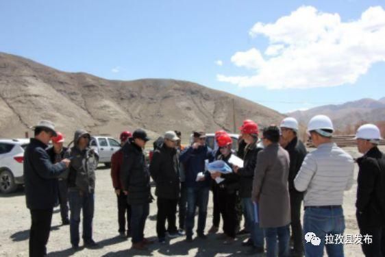 实地检查上海第八批援藏拉孜小组一行前往锡钦