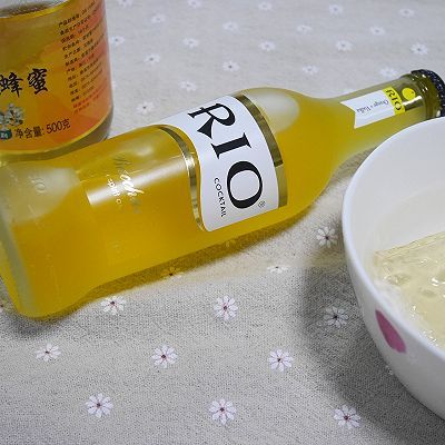 橙香酸奶青柠慕斯