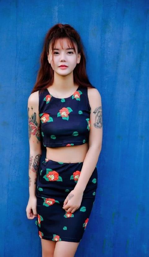 直播生孩子?韩安冉遭网友吐槽,网友:你的底线