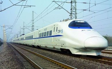 春运期间哈尔滨往返北京增3对高铁动车 进京更