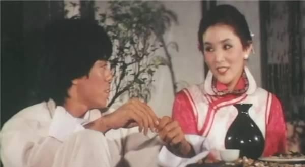 出身演艺之家,香港电影南拳代言人,模特女儿是