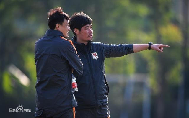 2019赛季山东鲁能队由李霄鹏继续带队?还是王