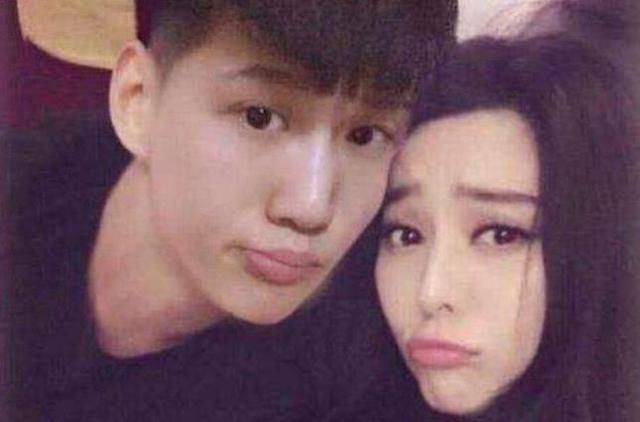 一直活在姐姐范冰冰的背影中,这次终于18岁了