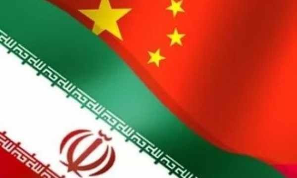 伊朗被美国制裁最危急时刻 中国一列火车抵达