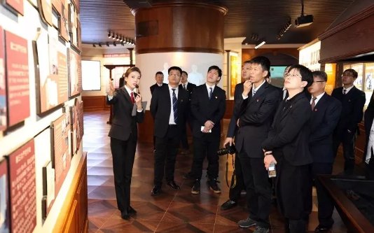 金融科技深度融合创新