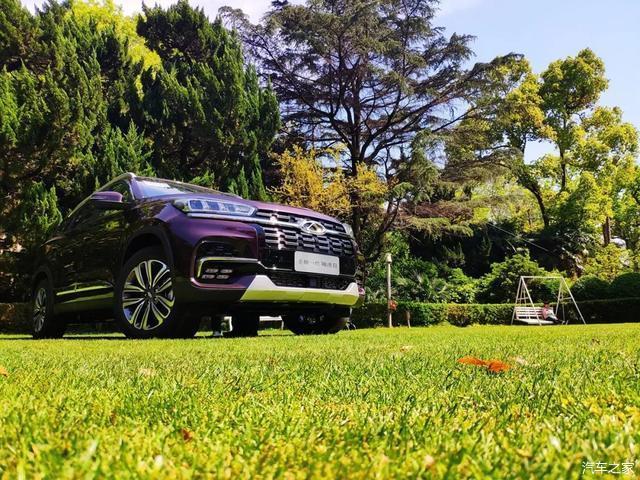 抢先实拍全新一代瑞虎8 上海车展