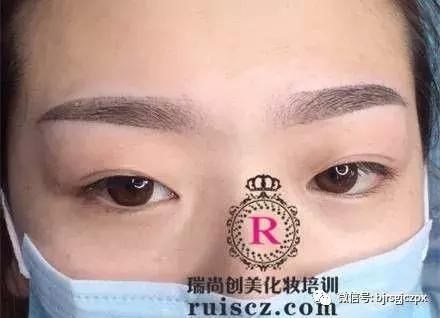 瑞尚创美 半永久课堂雾眉眉头渐变处理方法