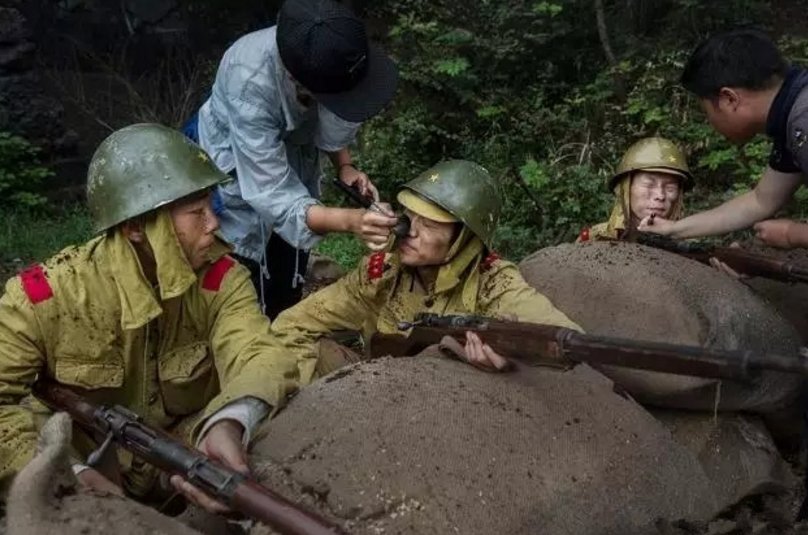 实拍横店影视拍摄现场:终于知道“抗日神剧”是怎么诞生的