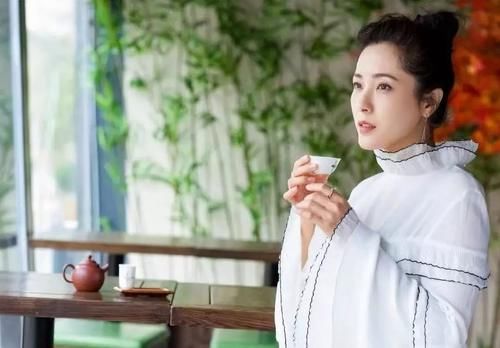 公司总经理的她