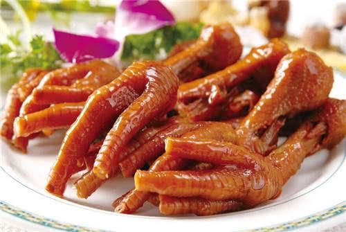 被外国人吐槽的中国小吃，网友：那是他们不懂吃！