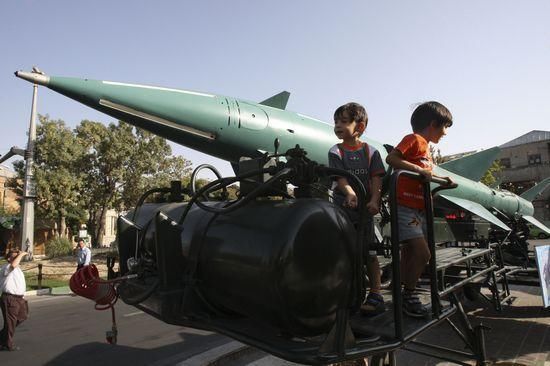 彻底制服伊朗!以色列强势出击,火中取栗,美大力