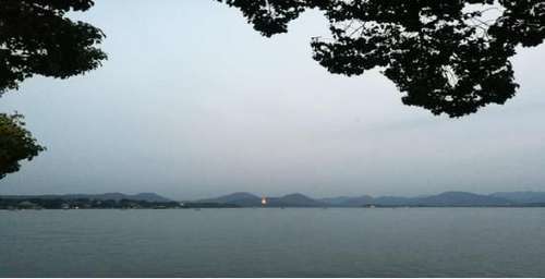 杭州西湖,南京玄武湖,值得我们来看!