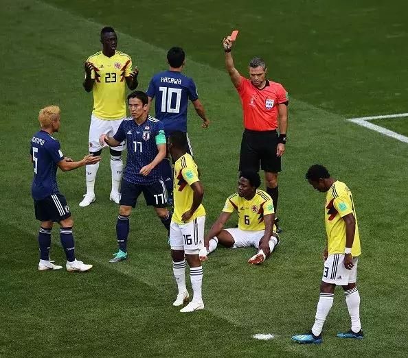 2018世界杯首张红牌产生,伊朗对阵西班牙,又会