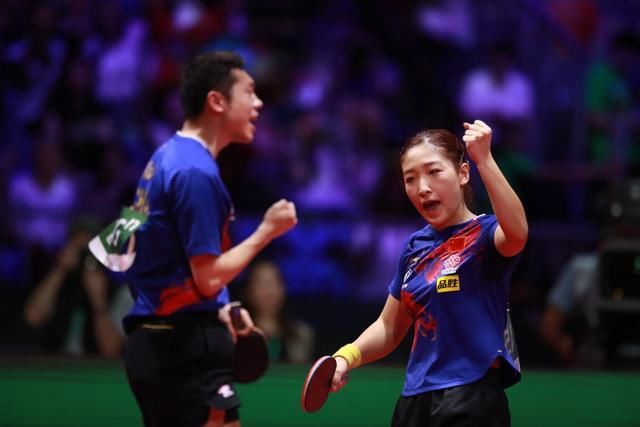 国乒首金!许昕刘诗雯击溃日乒组合夺冠,马琳表