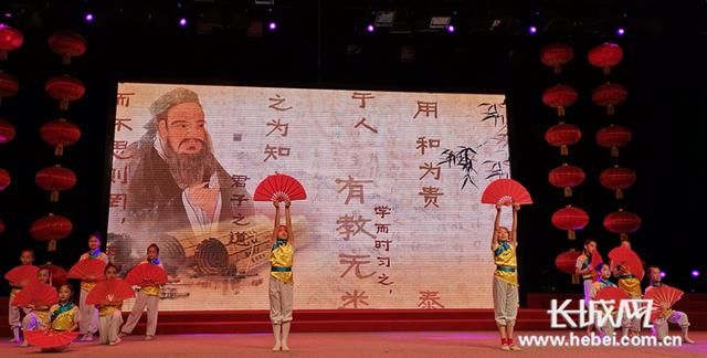 迁安举办青春心向党建功新时代青年诗歌朗诵