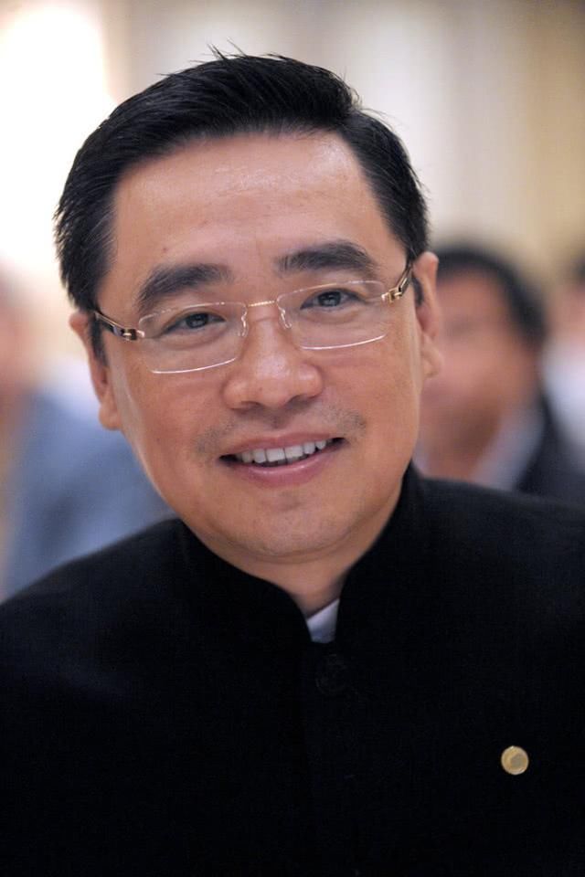 海航联合创始人、董事长王健因意外离世 享年