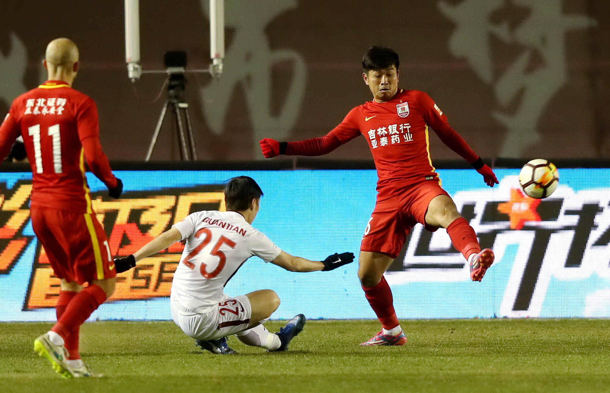 搜狐体育互动直播 2018中超联赛第30轮各场比