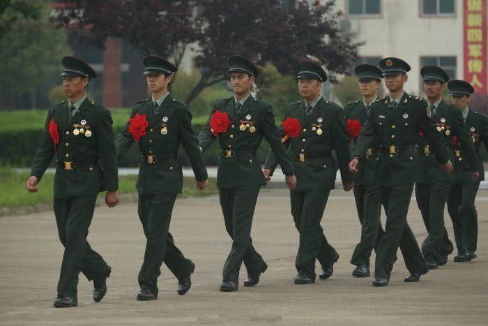 退伍军人有福利，退伍后国家给这几项补贴，退伍军人生活不用愁