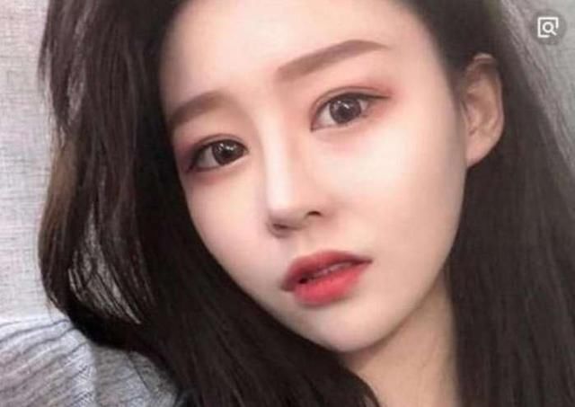 抖音女神温婉旧照被扒，前后对比判若两人，网友简直怀疑人生!