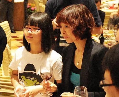 著名歌手刀郎：经历过前妻抛弃妻女之后，他对家的认识更深了