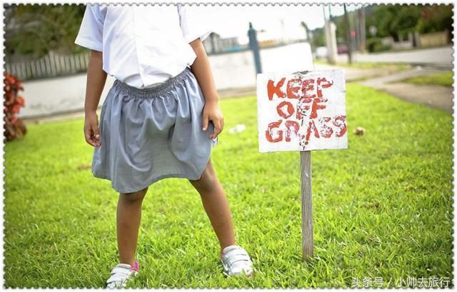 气愤！继泰国弄了个中文告示后，如今韩国景点也竖了个纯中文提醒