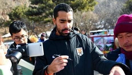 厉害!鲁能搞定归化球员注册 恒大4大外援聚齐