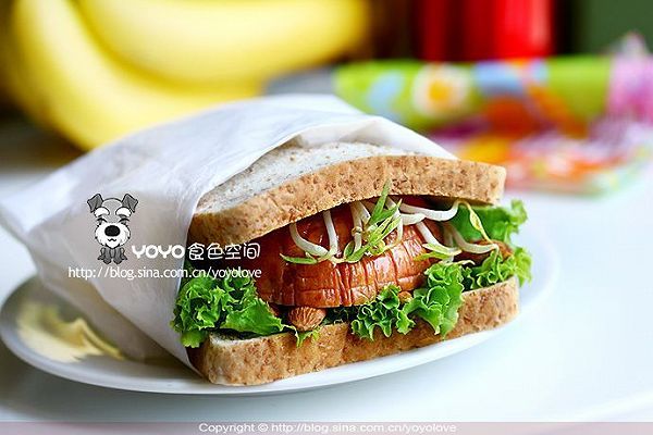 豆芽牛肉饼大杏仁三文治