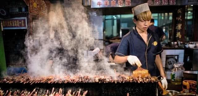 西安最出名的美食街,连王俊凯都去光顾过,本地人却几乎不去 澳门皇冠国际