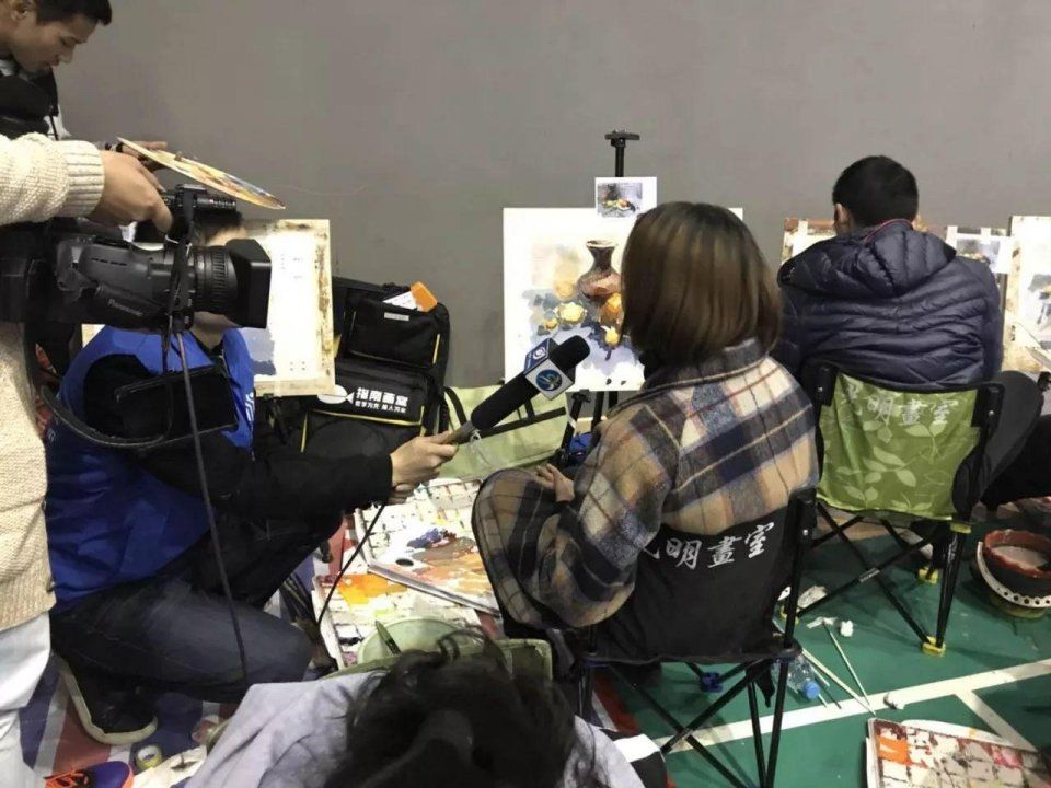 贵阳电视台对贵州聚艺联盟2018届贵州美术模