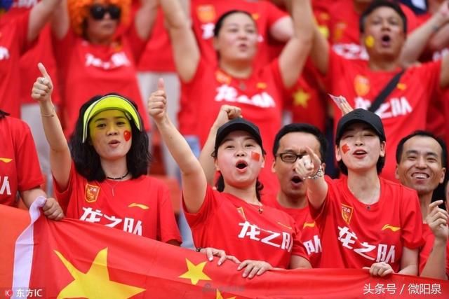 白岩松:世界杯中国除了足球队没去 其他都去了